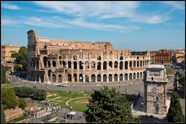 Colosseum Rome history 10 reasons to visit with Essential Italy