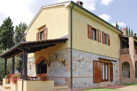 Casa Il Melograno farmhouse property Tuscany special discount Essential Italy