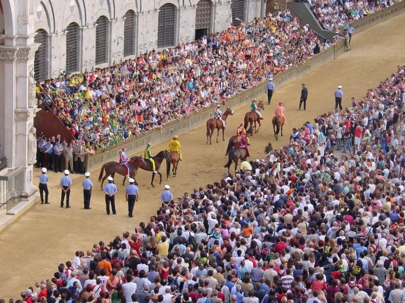 Tuscany Stunning Scenery Il Palio | Siena Lucca Florence San Gimignano | Essential Italy Hotels & Holidays in Italy	