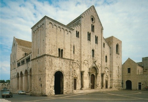 Basilica di San Nicola, Bari, near our Puglia villas and hotels