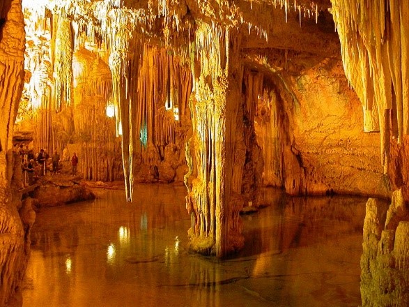 Antro del Corcia - underground caves near our luxury villas in Tuscany