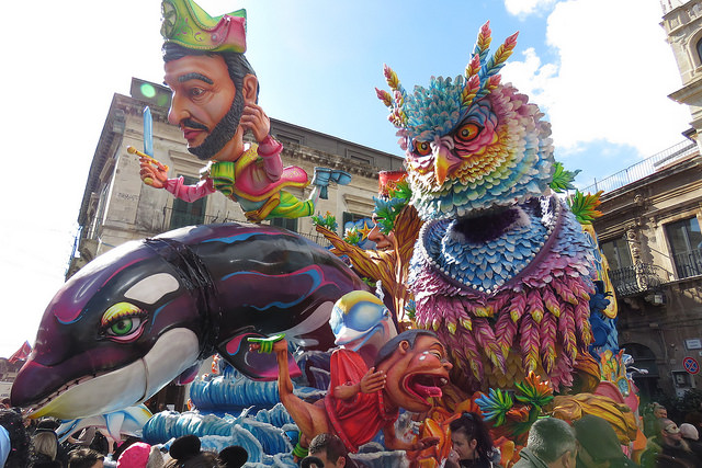 Witness the amazing Carnival of Acireale during your holiday to Sicily this 2016