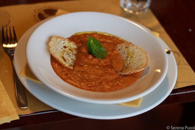 Pappa al Pomodoro made at our villas to rent in Tuscany