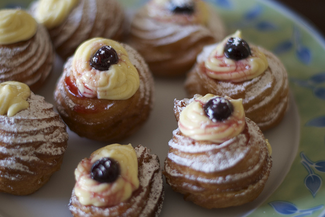 Zeppole eaten on St Joseph’s Day at our Sicily villas