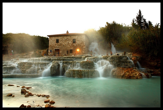 The thermal springs of Saturnia – a relaxing place to visit on your Tuscany holidays