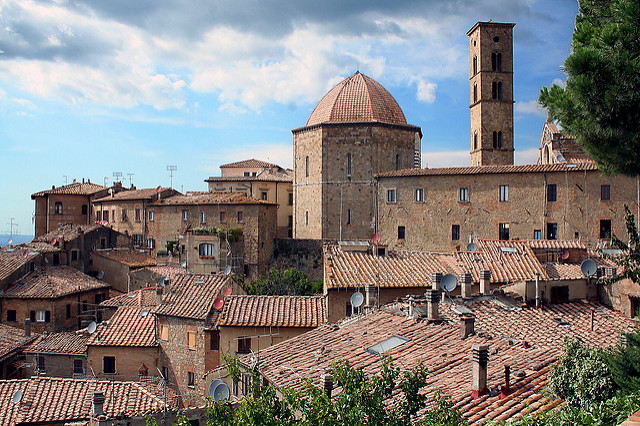 Hilltop town of Volterra near our Tuscany hotels