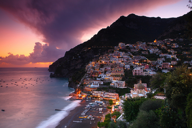 romantic Italian coast town near to luxury villas in Abruzzo. 