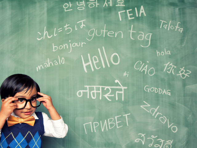 child learning different languages including Italian 