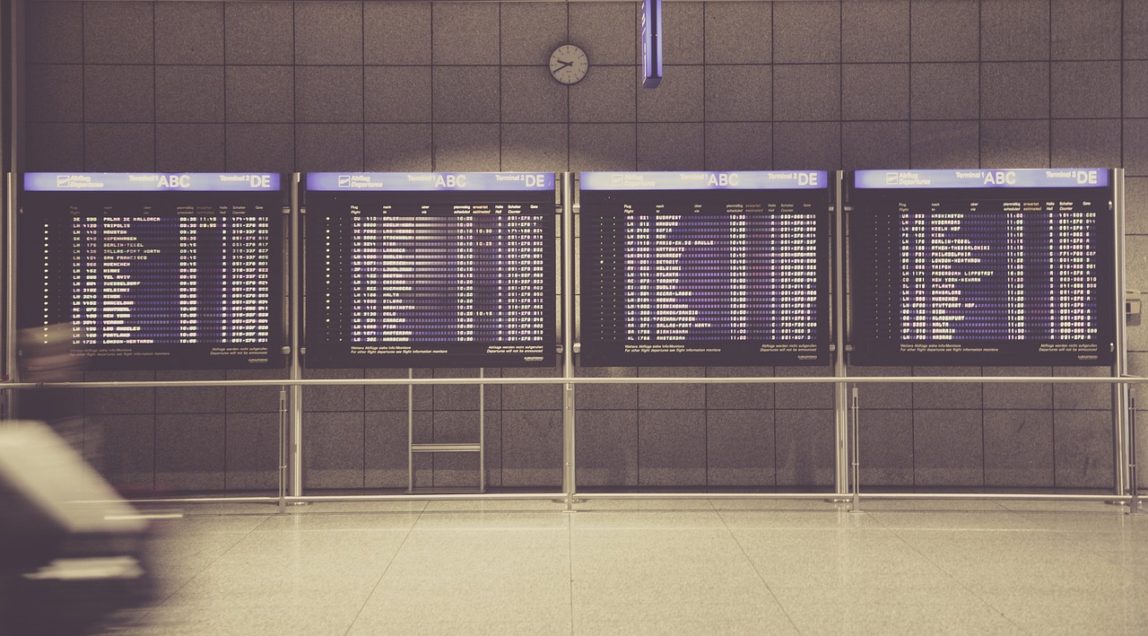 Check airport flight boards before your italian holidays. 