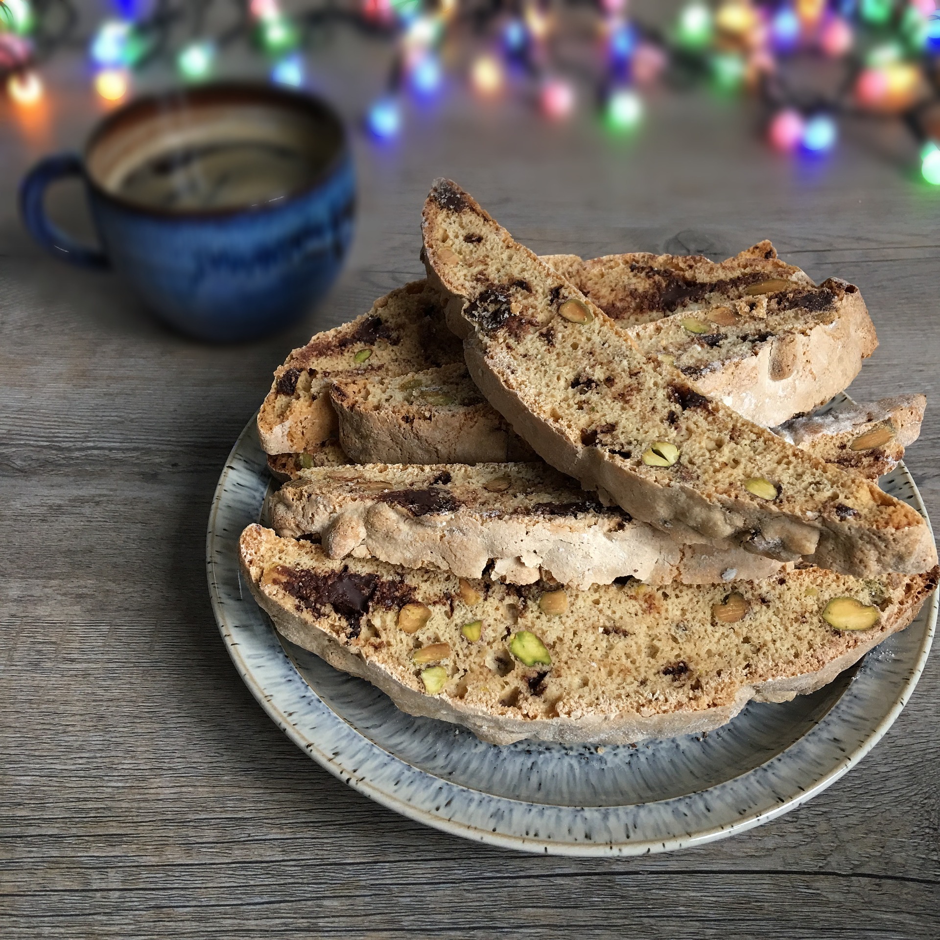 biscotti on a plate with coffee