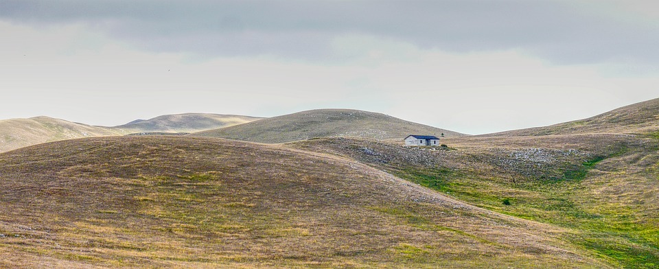 A lonely house on the Apennine hills in Abruzzo, Italy