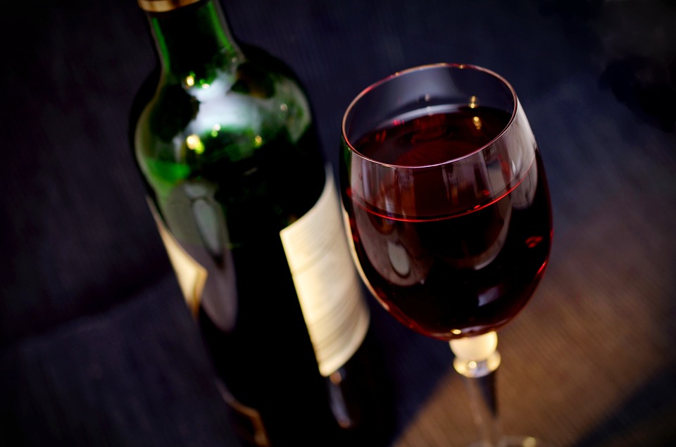 Puglia red wine