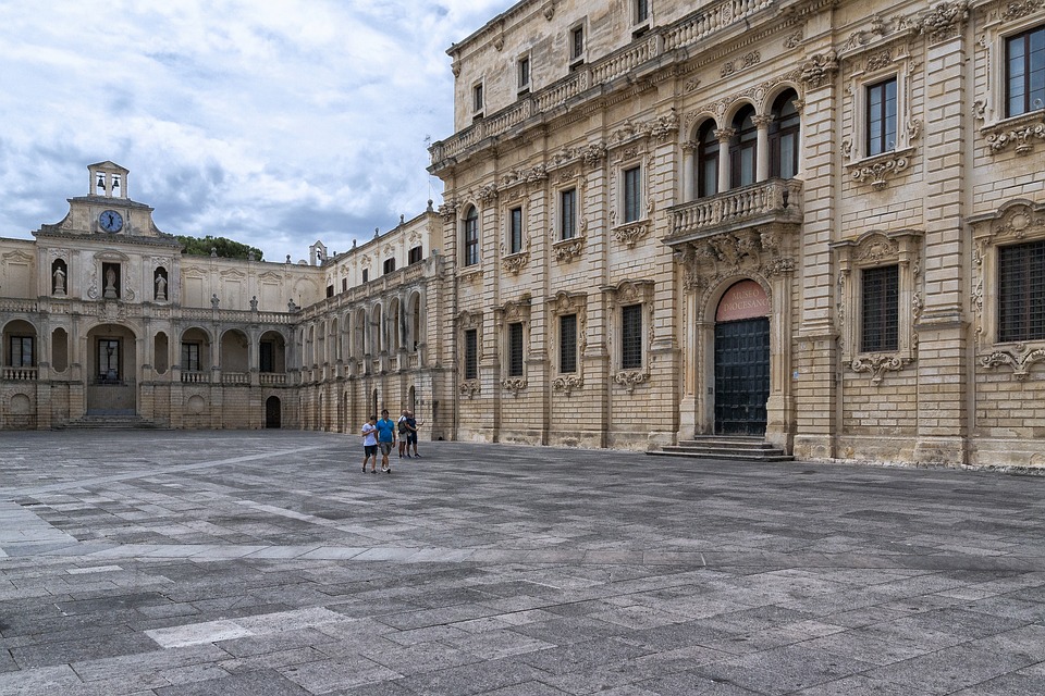 An open square in the city of Lecce in Puglia