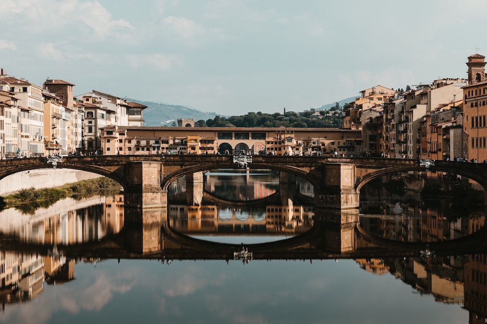 bridge in florence over river 